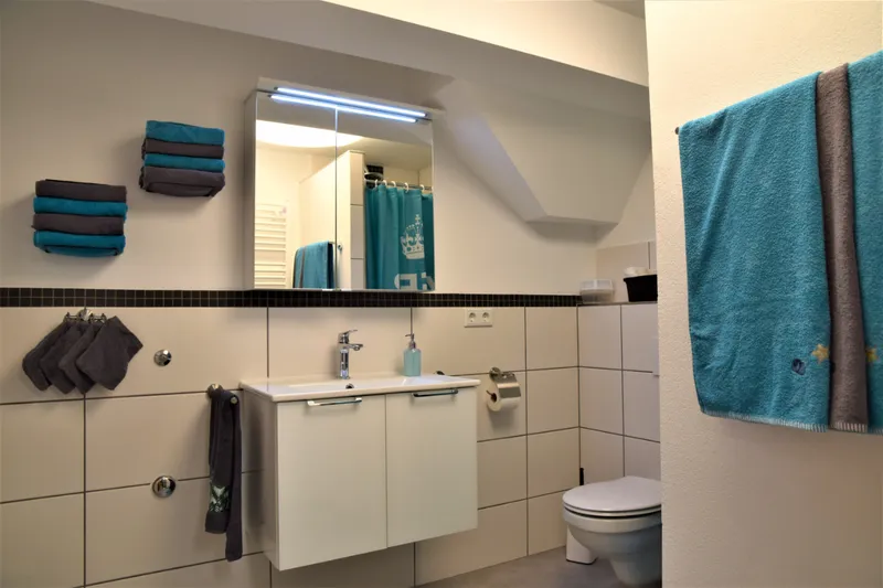 Ferienwohnungen am Stadttor - Ferienwohnung Anneliese - Badezimmer mit Dusche
